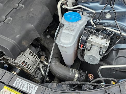 Used 2015 Audi A4 2.0T Premium Plus w/ Technology Package image 16