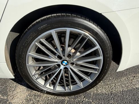 Used 2019 BMW 530i w/ Convenience Package image 23