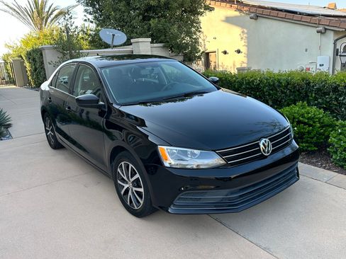 Used 2016 Volkswagen Jetta SE FWD image 30