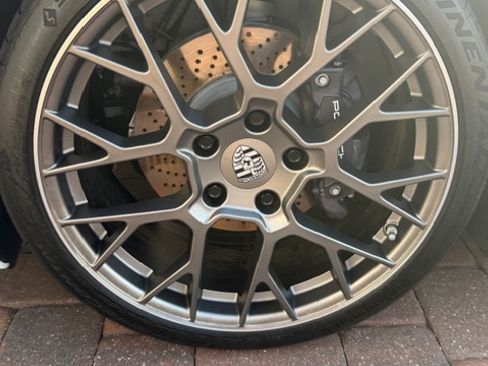 Used 2022 Porsche 911 Carrera image 17