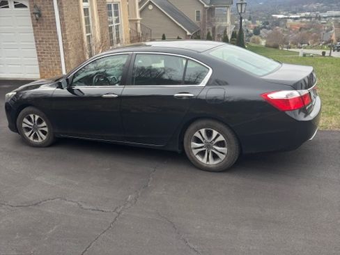 Used 2015 Honda Accord LX image 2