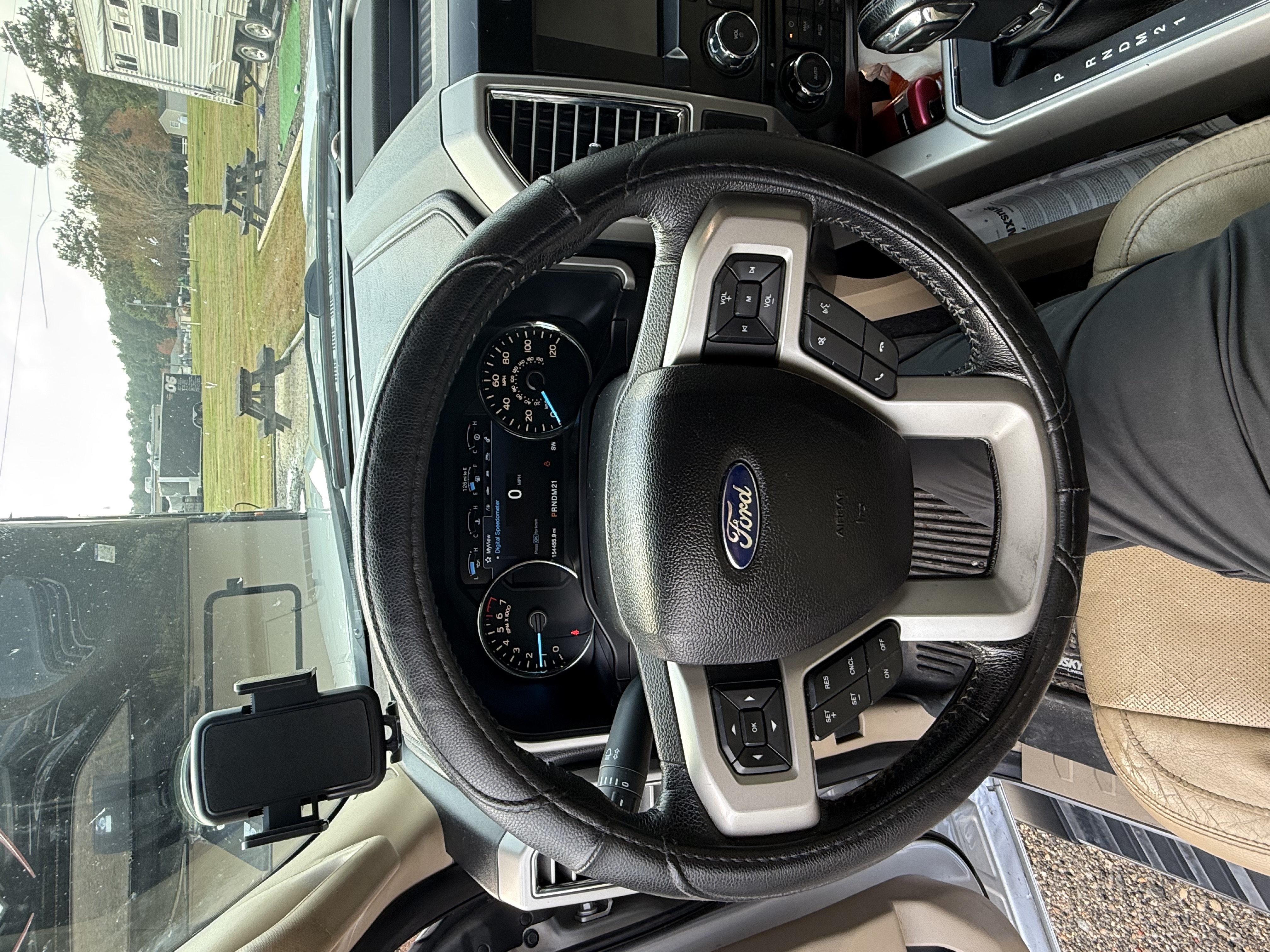 Used 2016 Ford F150 Lariat w/ Equipment Group 501A Mid AWD/4WD image 9