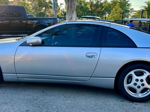 Used 1993 Nissan 300ZX 2+2 Hatchback image 17