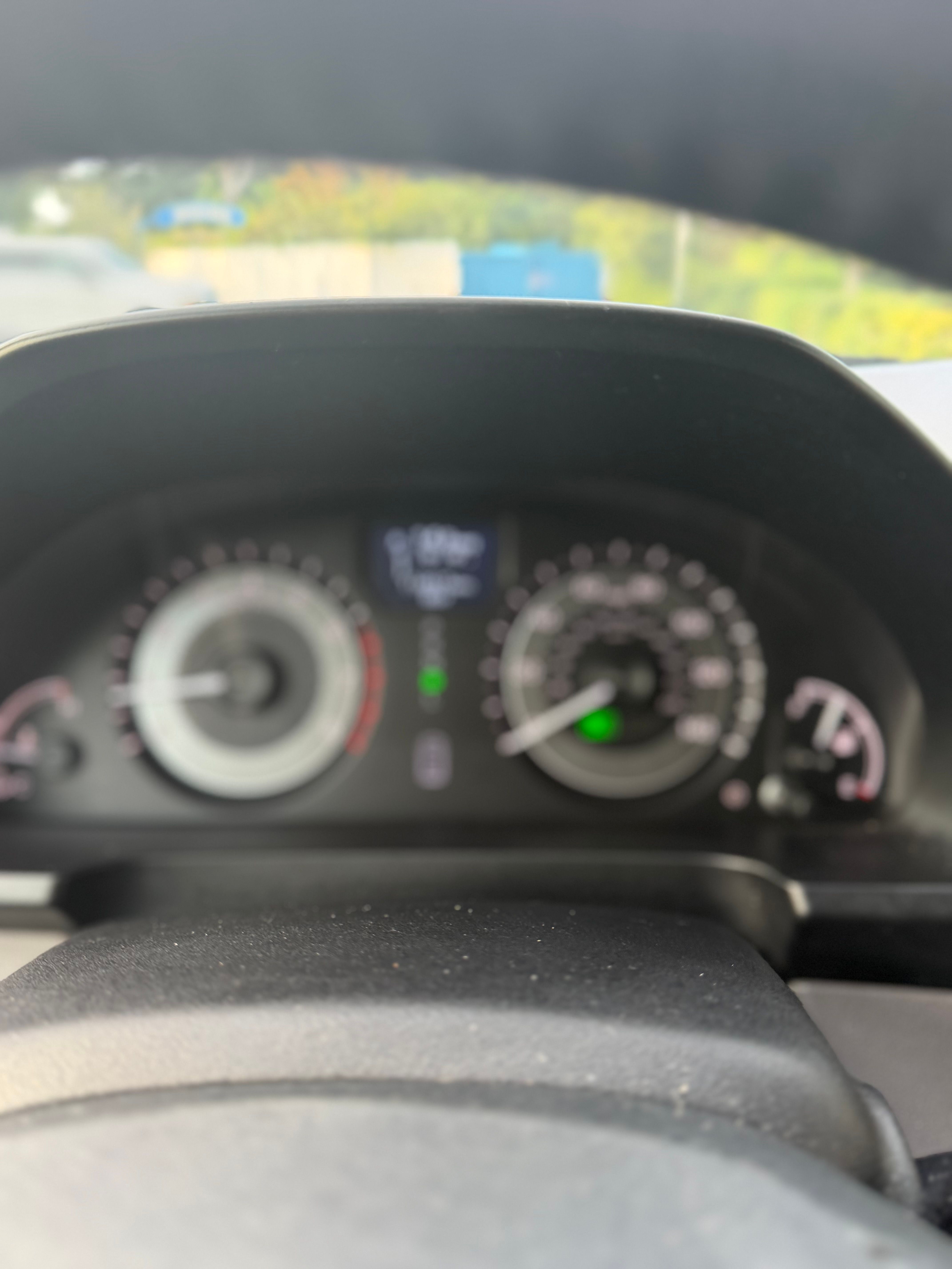 Used 2014 Honda Odyssey Touring Elite image 8
