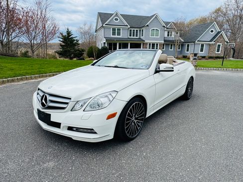 Used 2011 Mercedes-Benz E 350 Cabriolet image 29