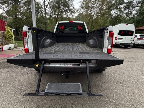 Used 2019 Ford F350 XL w/ Power Equipment Group AWD/4WD image 8
