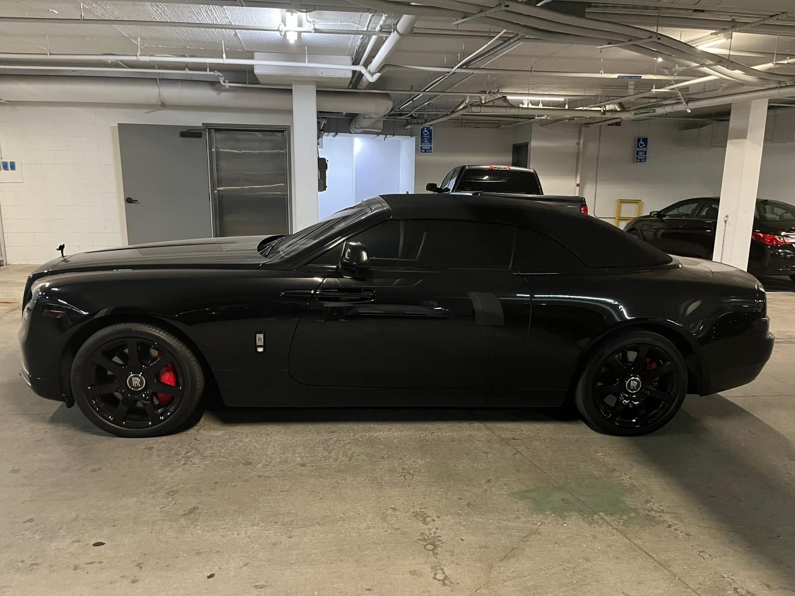 Used 2019 Rolls-Royce Dawn RWD image 5