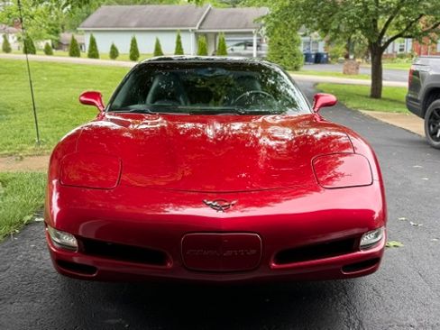 Used 2002 Chevrolet Corvette Coupe w/ Preferred Equipment Group2 RWD image 4