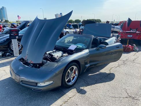 Used 2003 Chevrolet Corvette Convertible w/ Preferred Equipment Group1 image 25