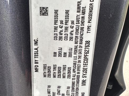 Used 2023 Tesla Model 3 Performance image 15