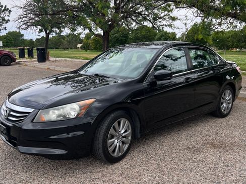 Used 2012 Honda Accord EX image 1