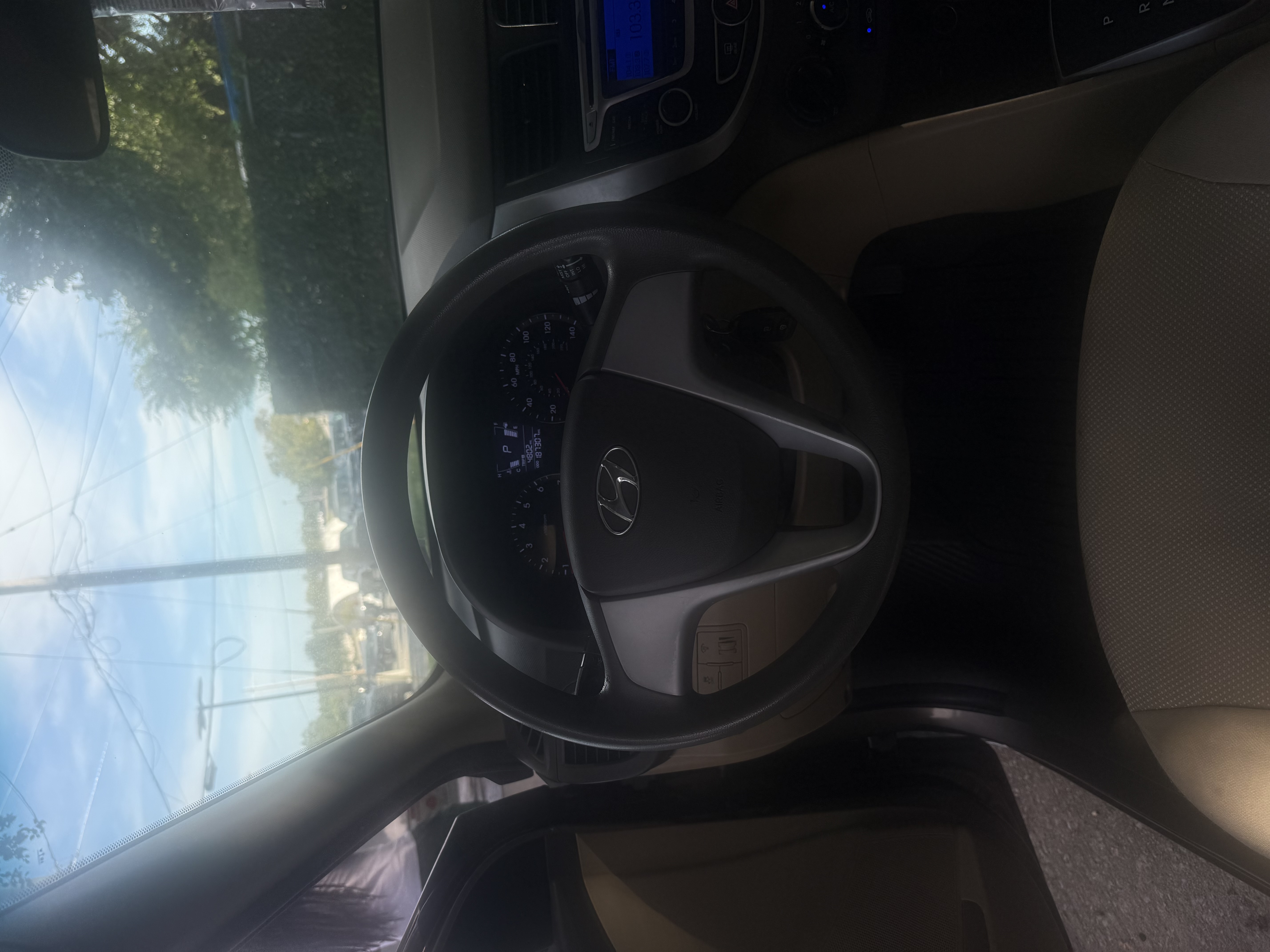 Used 2014 Hyundai Accent GLS FWD image 17