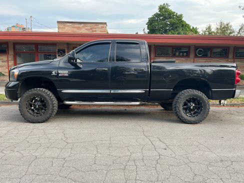 Used 2008 Dodge Ram 2500 Truck Laramie w/ Trailer Tow Group AWD/4WD image 6