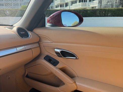 Used 2017 Porsche 718 Boxster S RWD image 16