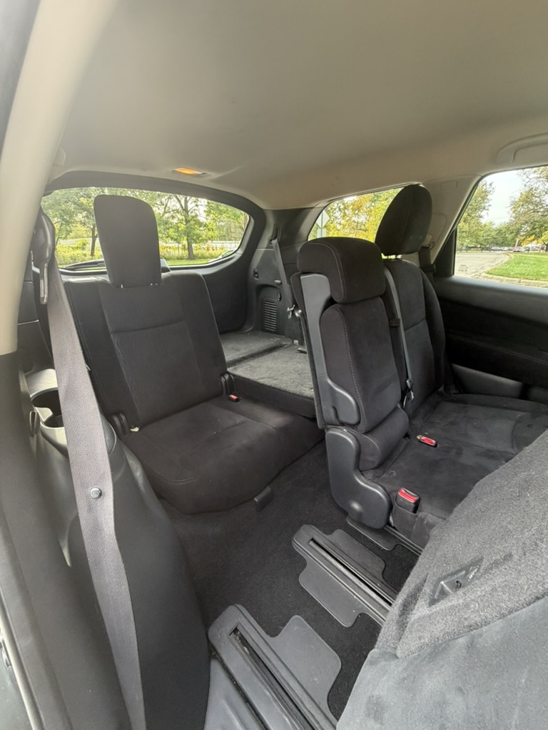 Used 2015 Nissan Pathfinder SV FWD image 9
