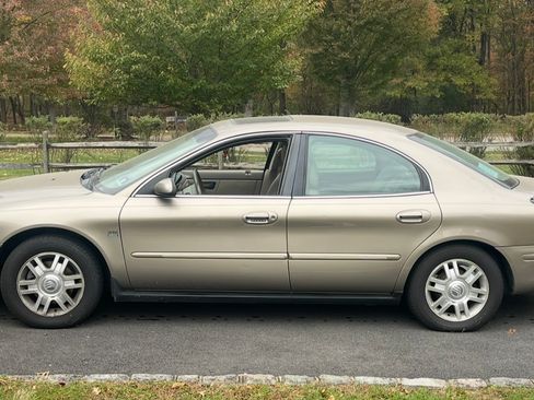 Used 2005 Mercury Sable LS FWD image 11