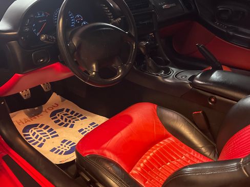 Used 2003 Chevrolet Corvette Z06 w/ Memory Package, 3 Drivers image 5