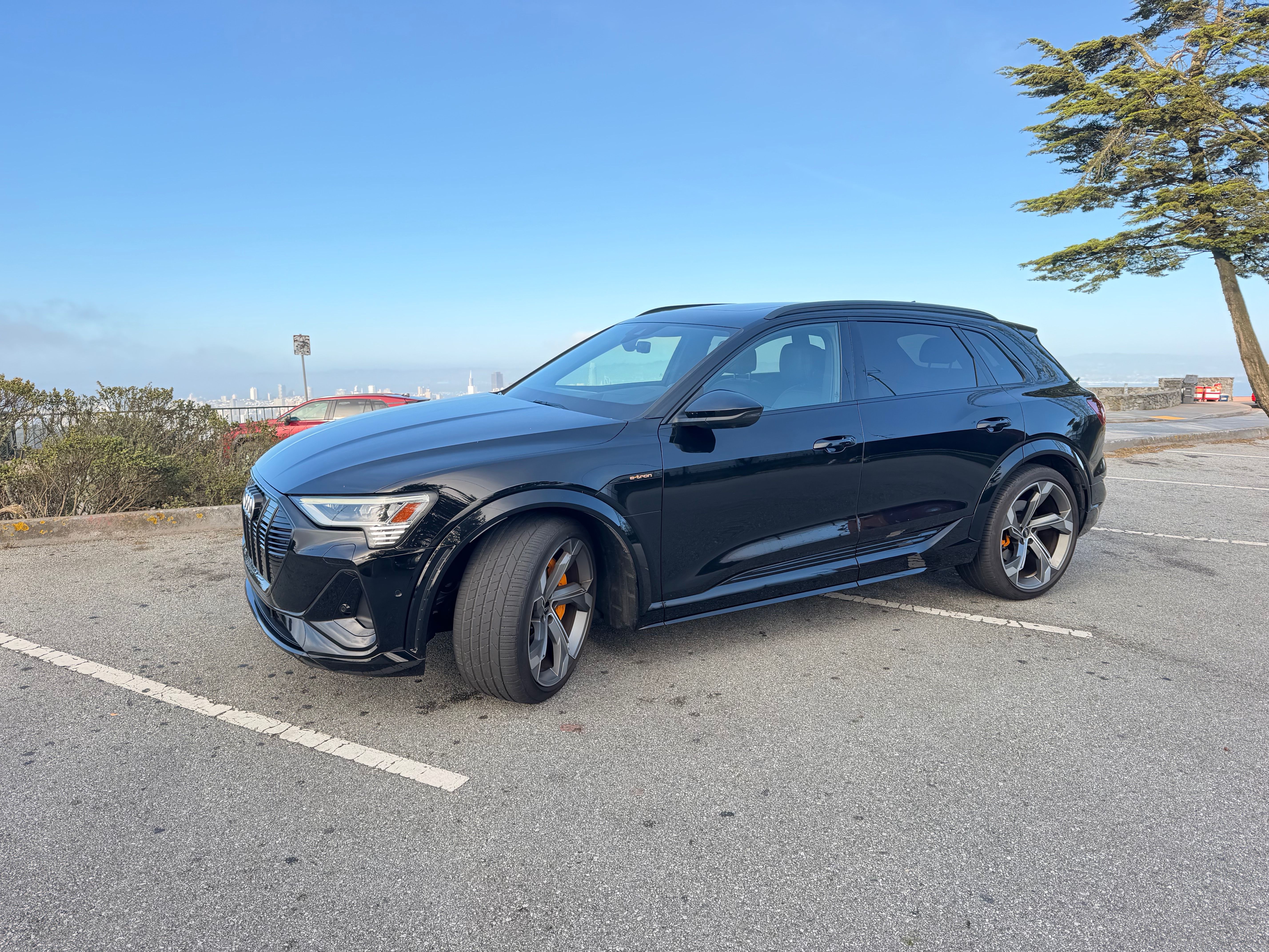 Used 2022 Audi e-tron S Prestige w/ Prestige Package AWD/4WD image 1
