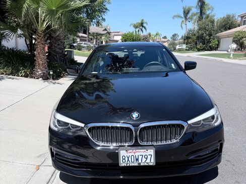Used 2018 BMW 540i RWD image 2