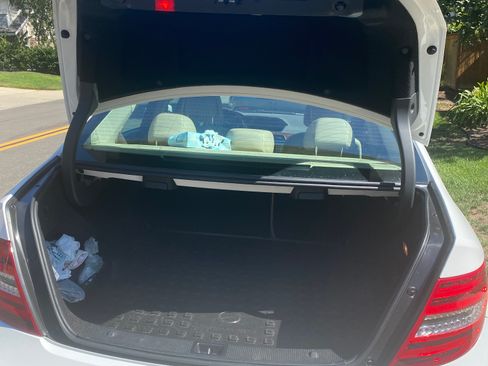 Used 2014 Mercedes-Benz C 250 Sedan image 9