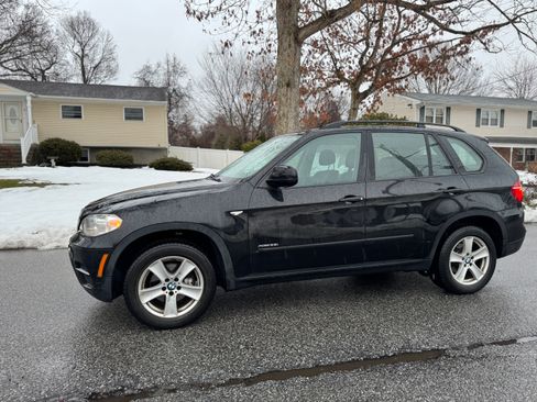 Used 2013 BMW X5 xDrive35i image 2