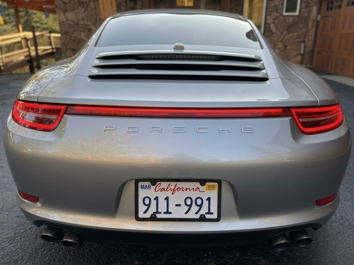 Used 2013 Porsche 911 Carrera 4S AWD/4WD image 6