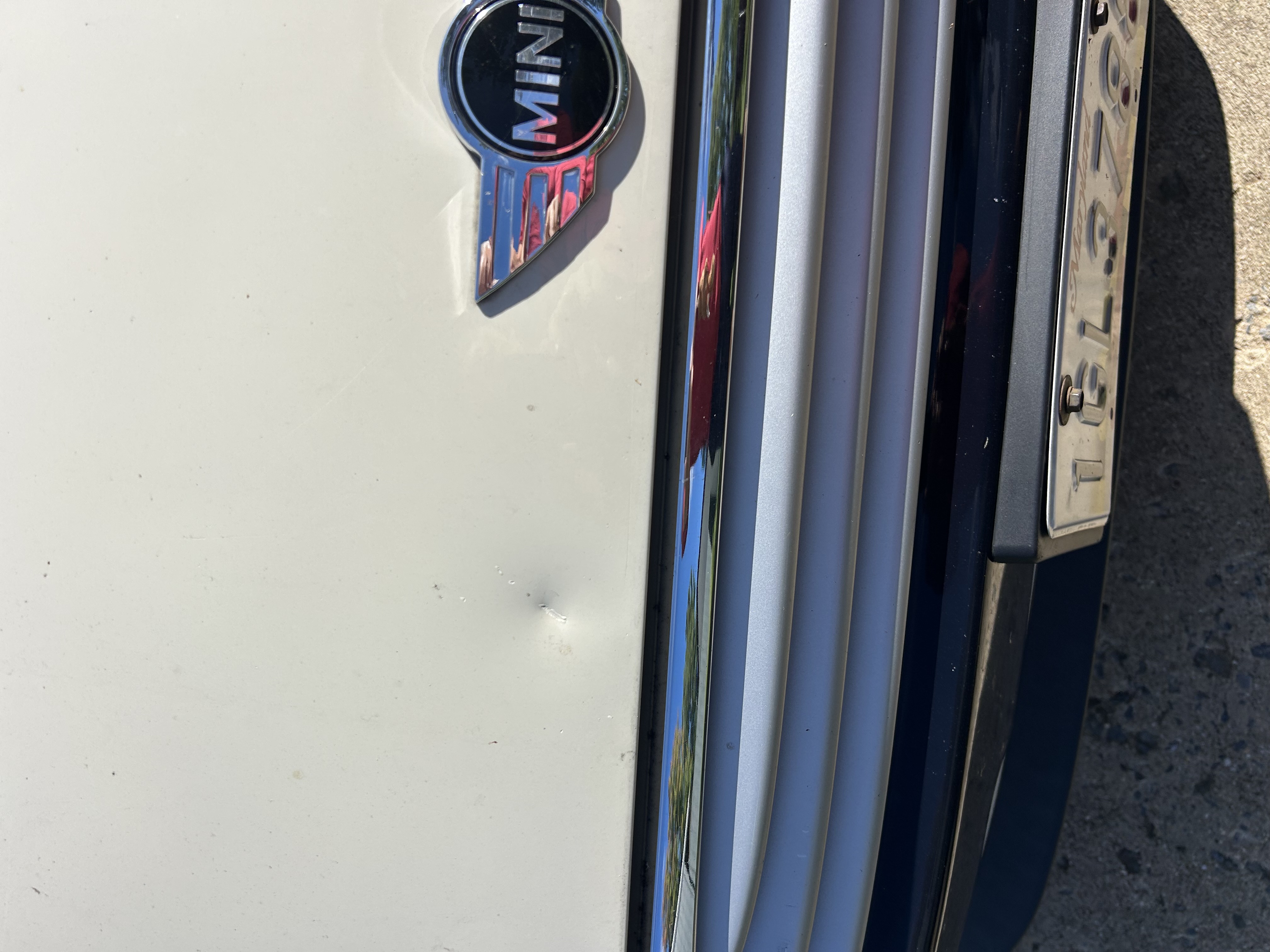 Used 2015 MINI Cooper 2-Door Hardtop FWD image 5