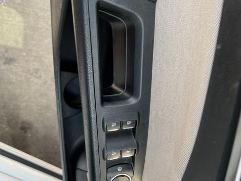 Used 2018 Ford Fusion S image 22