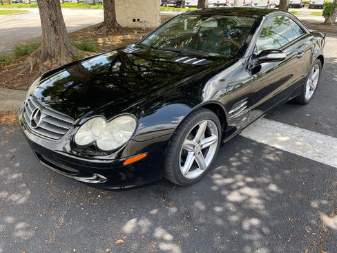Used 2005 Mercedes-Benz SL 500 image 2