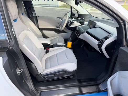 Used 2016 BMW i3 RWD image 24