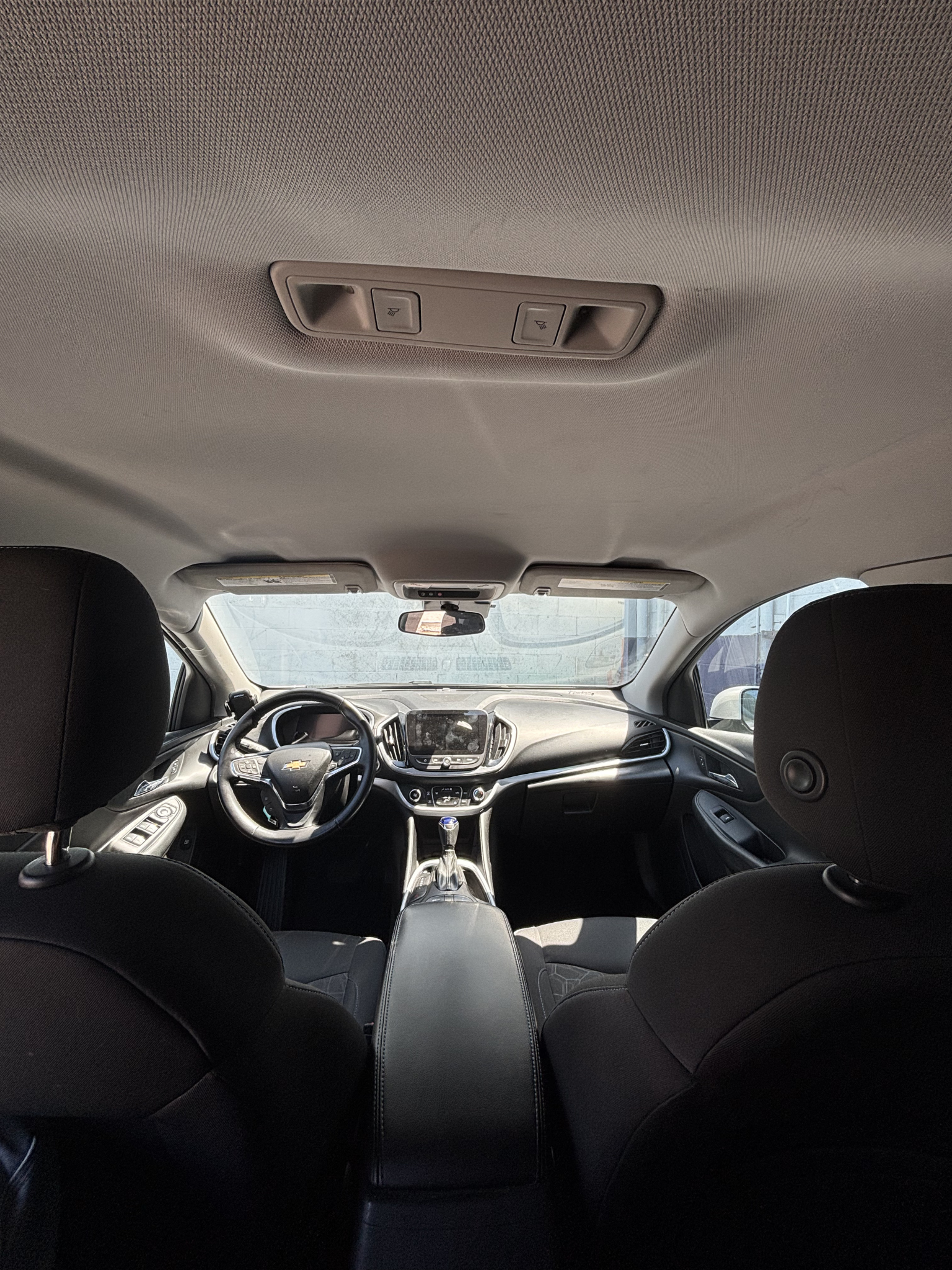 Used 2017 Chevrolet Volt LT FWD image 10