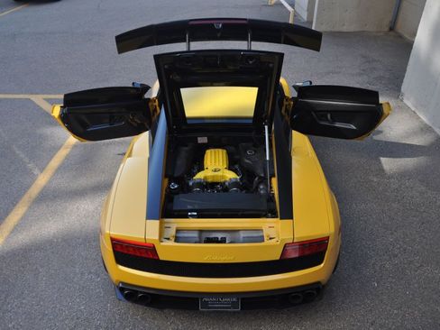 Used 2012 Lamborghini Gallardo LP 570-4 Super Trofeo Stradale image 16