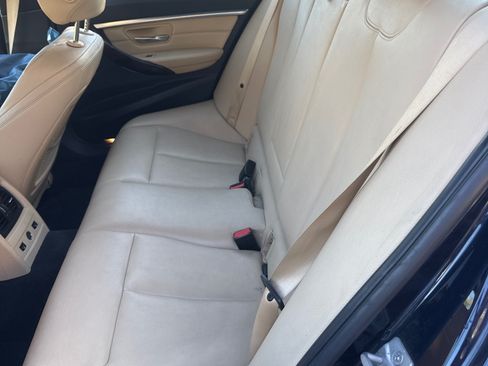 Used 2017 BMW 330i xDrive Sedan AWD/4WD image 2