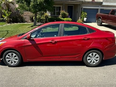 Used 2016 Hyundai Accent SE FWD image 6