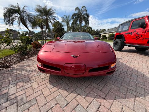 Used 2004 Chevrolet Corvette Convertible w/ Preferred Equipment Group image 13