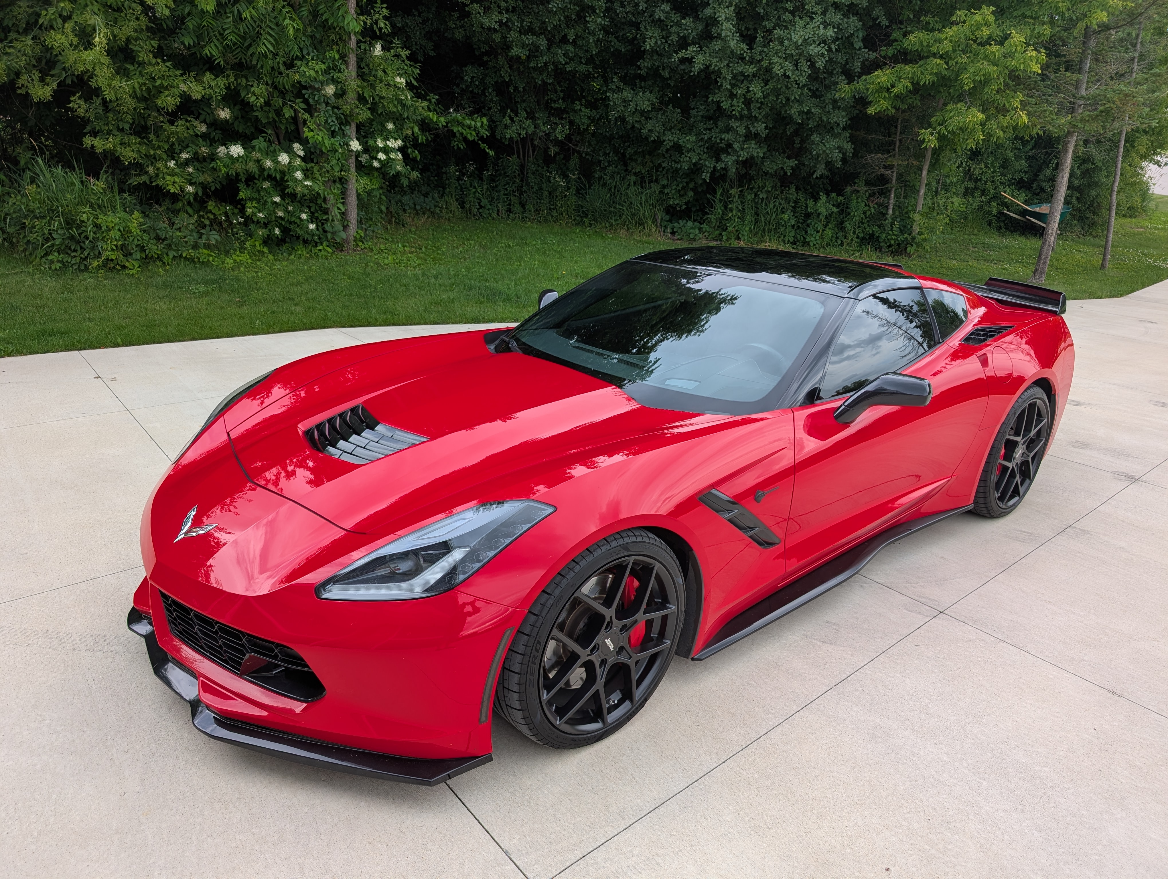 Used 2014 Chevrolet Corvette Stingray Coupe w/ 2LT Preferred Equipment Group RWD image 1