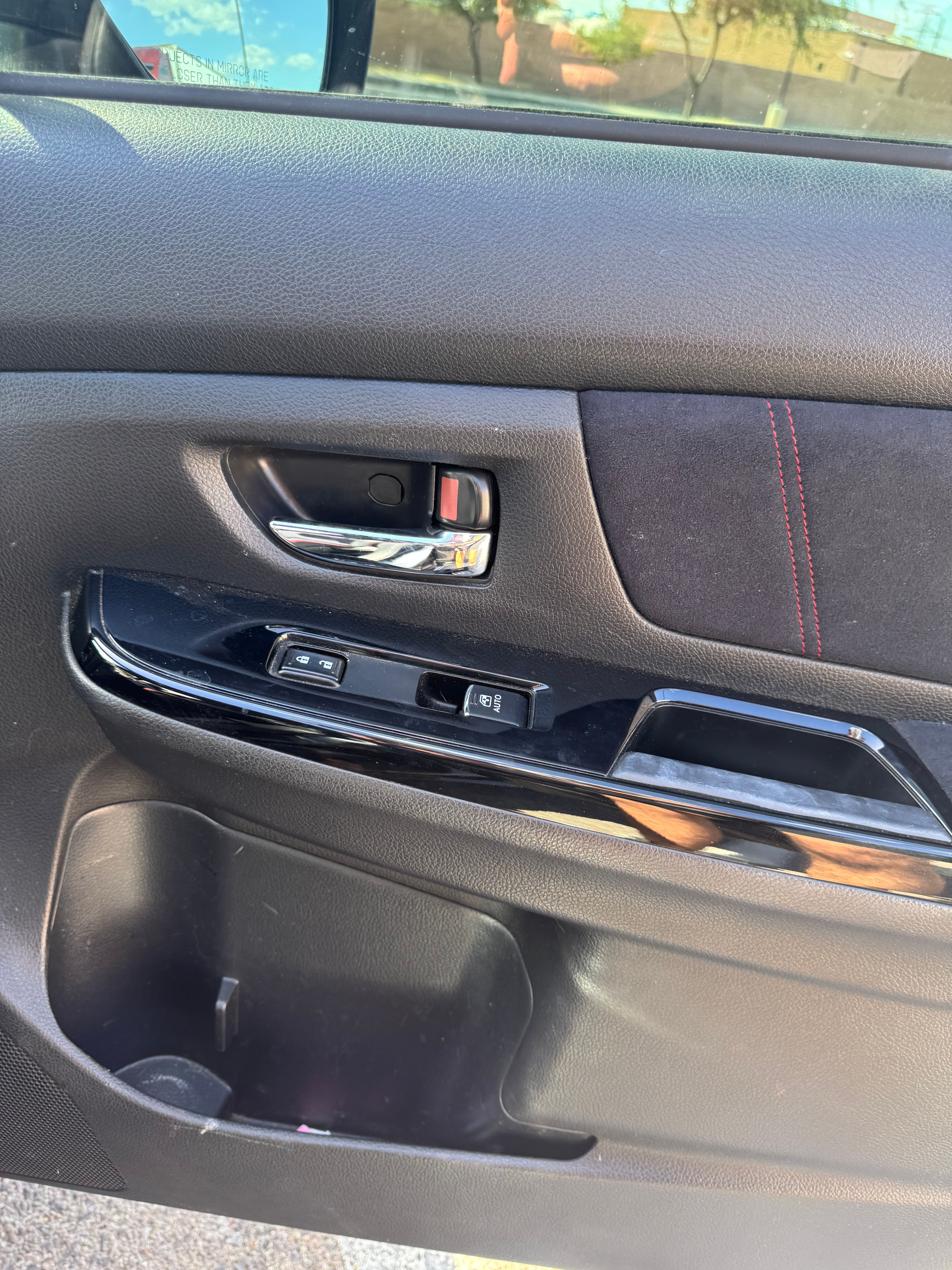 Used 2018 Subaru WRX STI AWD/4WD image 10