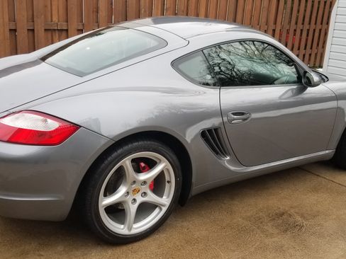 Used 2006 Porsche Cayman S image 9