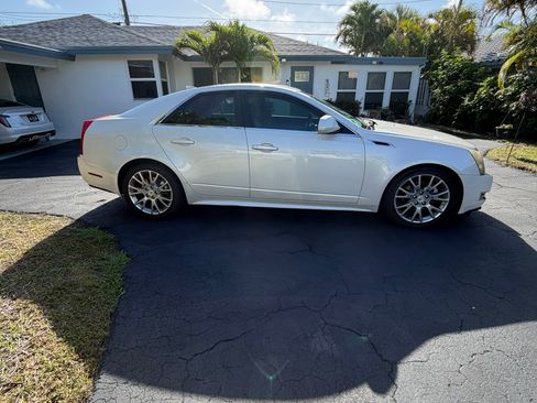 Used 2011 Cadillac CTS Performance w/ Performance Luxury Package image 4