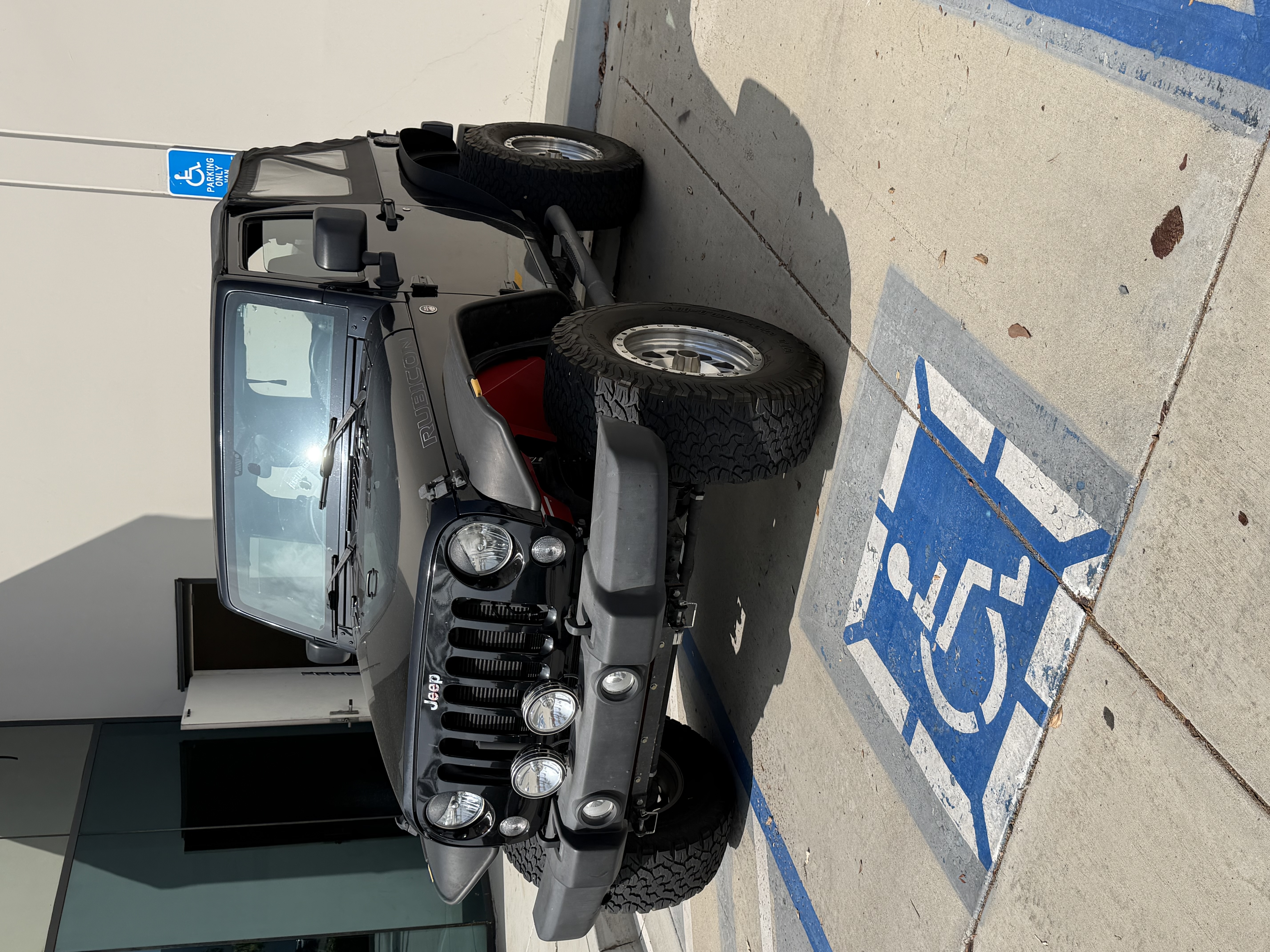 Used 2014 Jeep Wrangler Sport AWD/4WD image 6