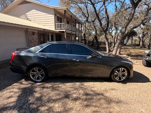Used 2016 Cadillac CTS Vsport image 2