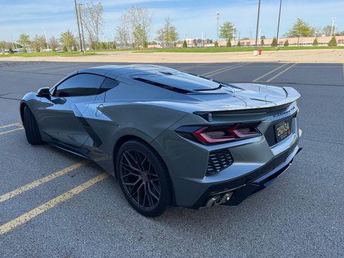 Used 2022 Chevrolet Corvette Stingray Preferred Cpe w/ Z51 Performance Package RWD image 11