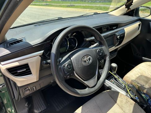 Used 2014 Toyota Corolla LE FWD image 14