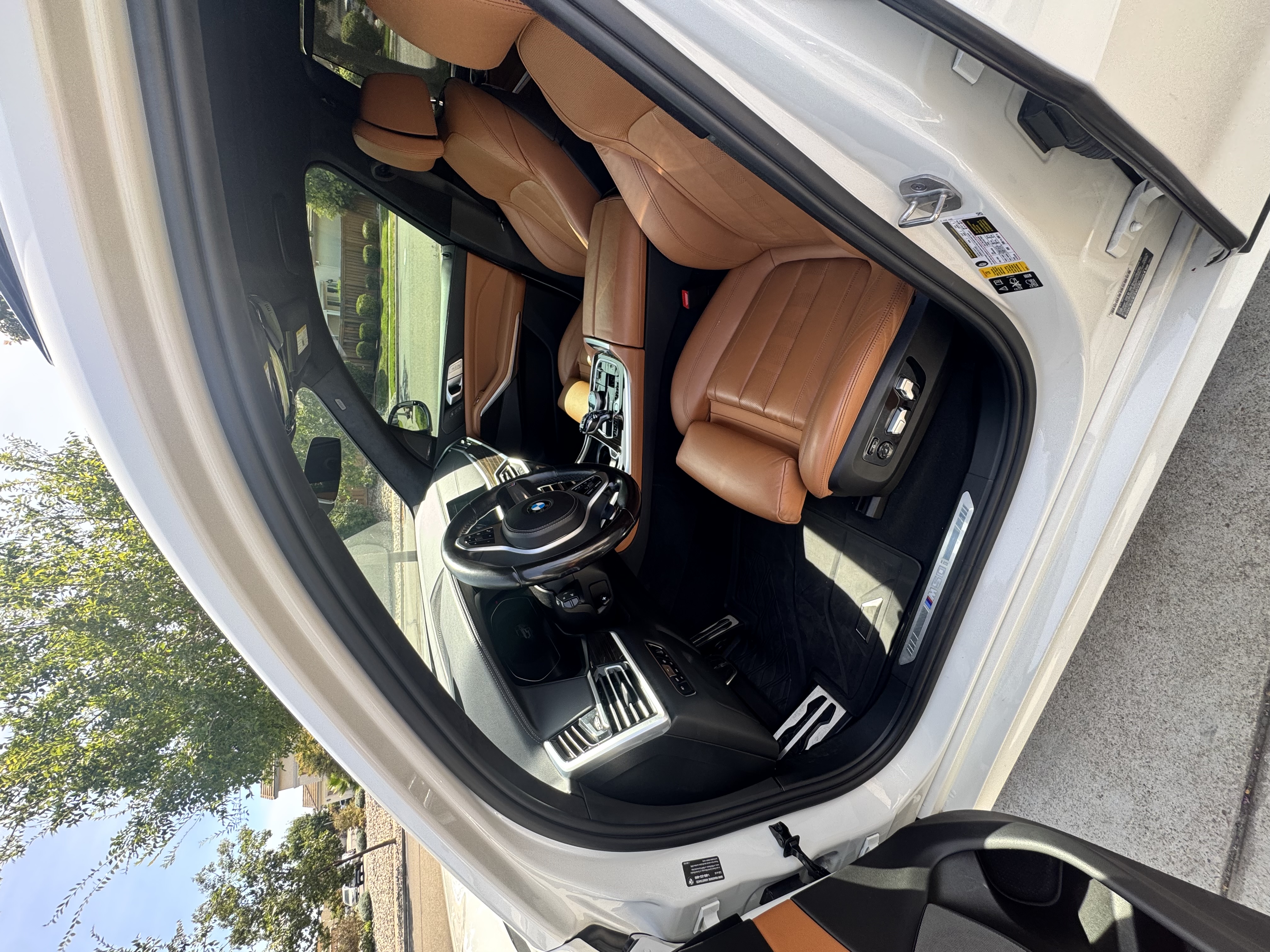 Used 2021 BMW X7 M50i w/ Executive Package AWD/4WD image 6