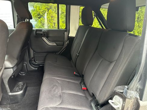 Used 2014 Jeep Wrangler Unlimited Sport w/ Quick Order Package 24S image 10