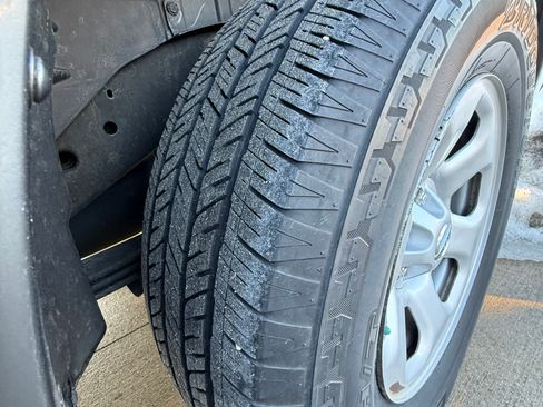 Used 2018 Nissan Titan S w/ S Utility Package image 6