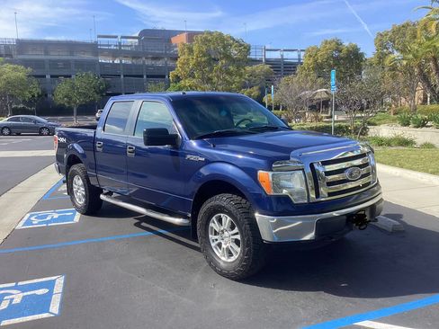 Used 2012 Ford F150 XLT image 1