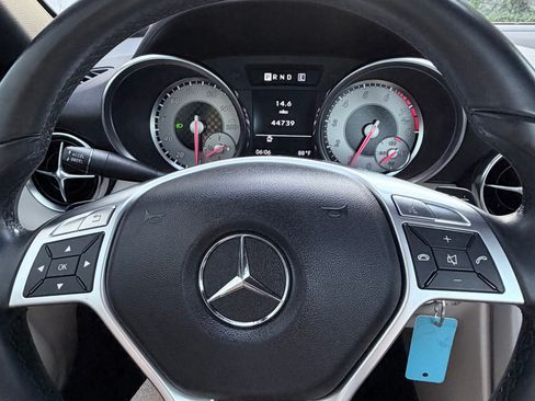 Used 2012 Mercedes-Benz SLK 350 image 9