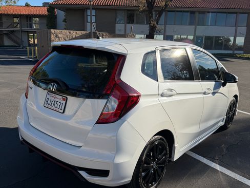 Used 2019 Honda Fit Sport image 4