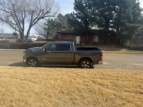 Used 2019 RAM 1500 Laramie image 1